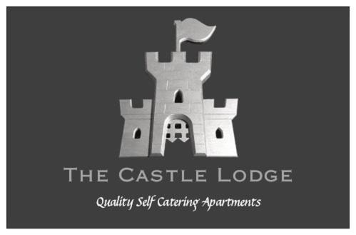 The Castle Lodge Tredegar Exterior foto